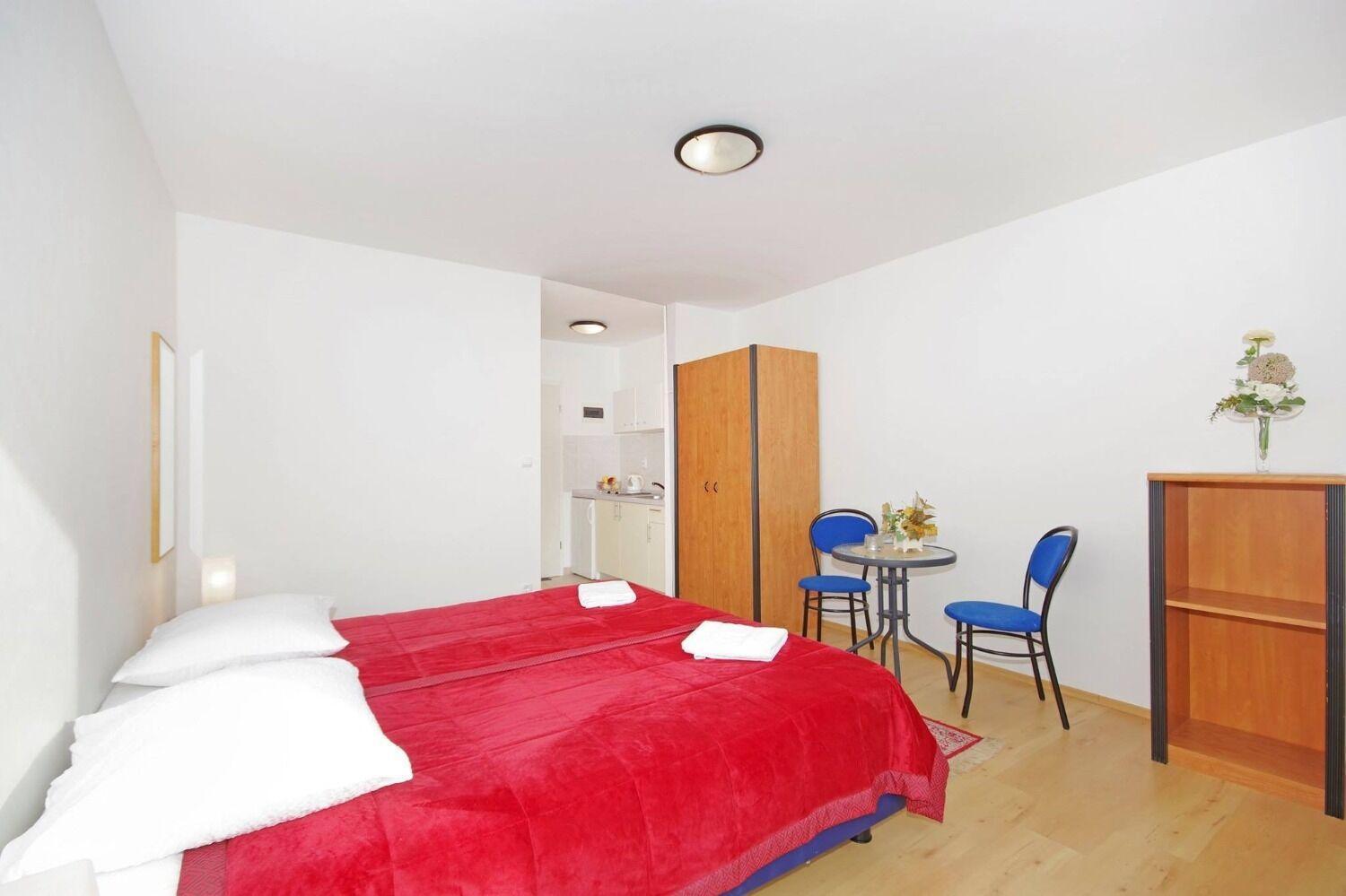 Apartments Javi - Free Private Parking Трогир Экстерьер фото