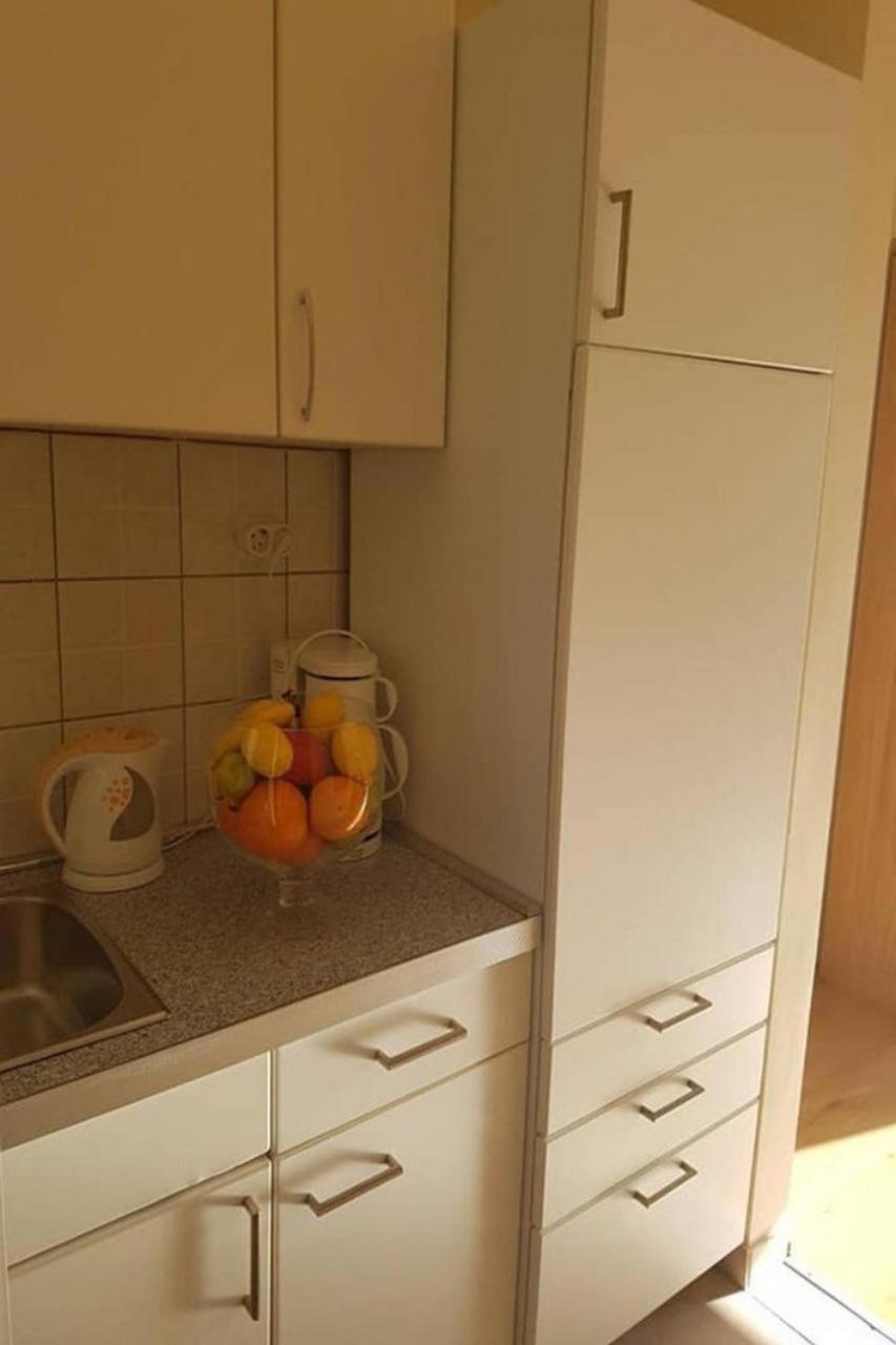 Apartments Javi - Free Private Parking Трогир Экстерьер фото