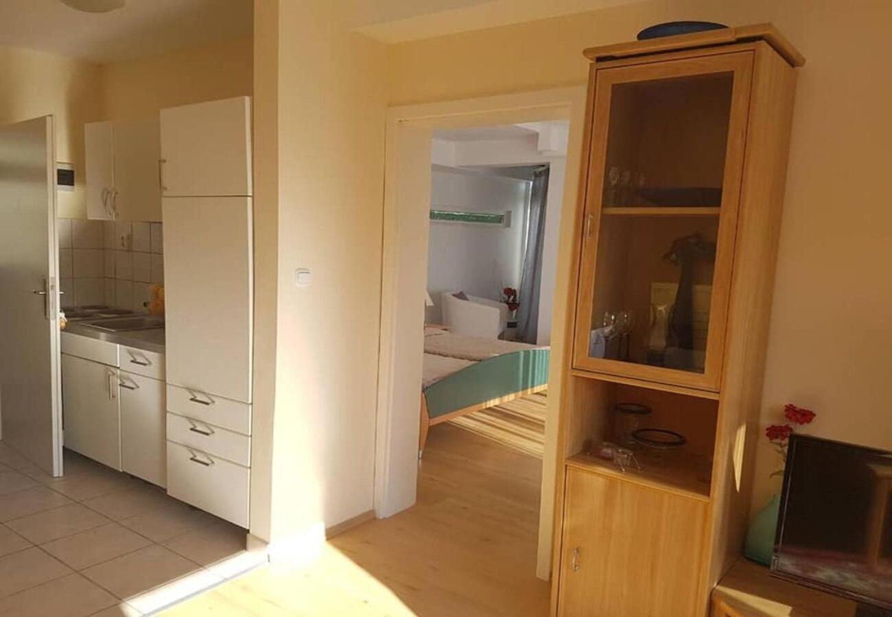 Apartments Javi - Free Private Parking Трогир Экстерьер фото