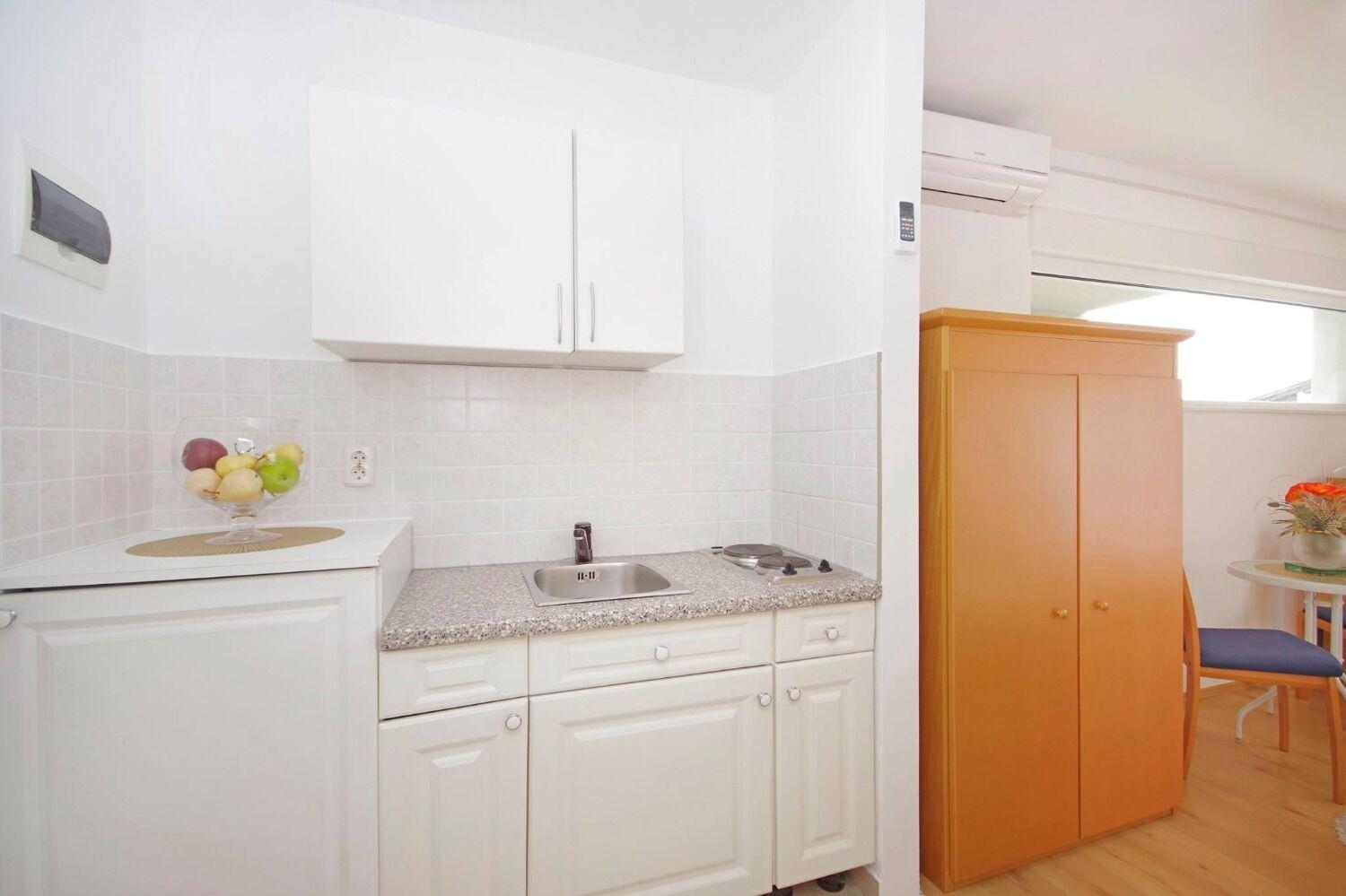 Apartments Javi - Free Private Parking Трогир Экстерьер фото